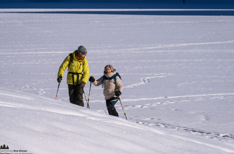 lago di braies pragser wildsee ciaspolata schneeschuhwandern snowshoehiking (33 von 53)